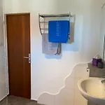 Accommodatie bij particulieren Einzelzimmer Am Homboller Hof Mit Gemeinschaftsraum Duchtlingen